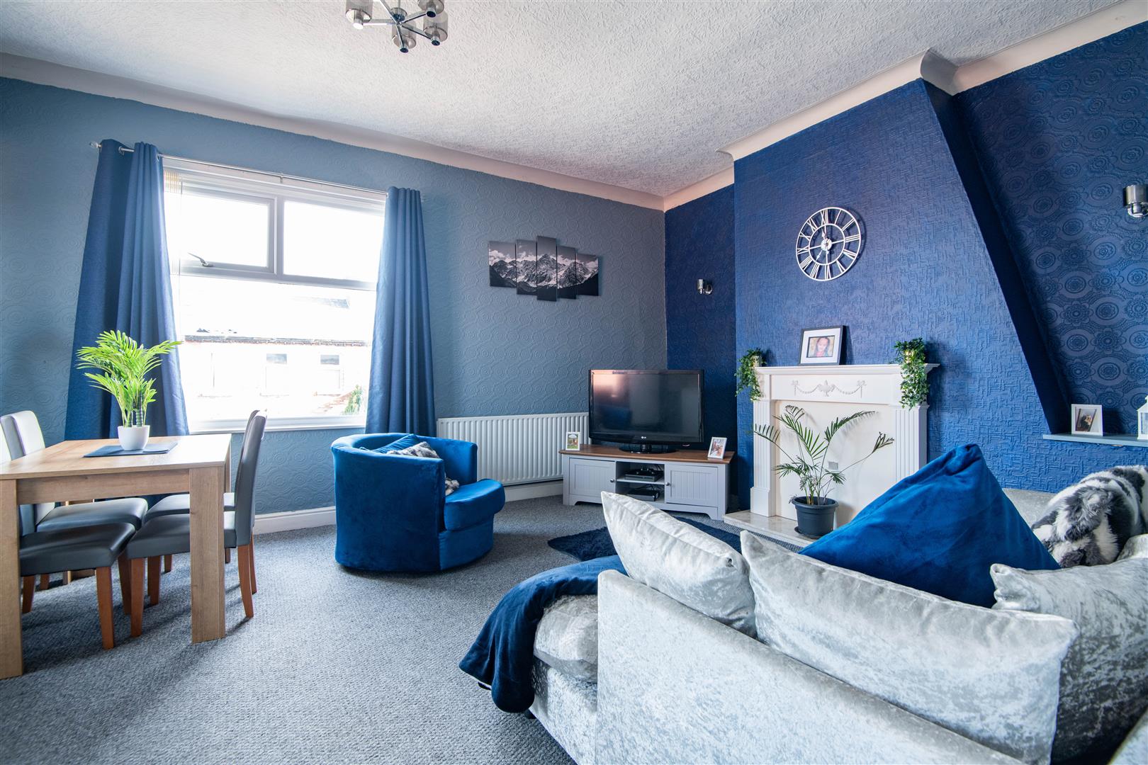 2 bed property in Watkin Lane, Preston